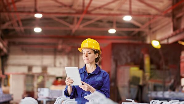 Karriere im Blick: Die Metall- und Elektro-Industrie im Norden bietet Frauen zahlreiche Jobs mit interessanten Perspektiven.